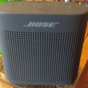 Bose oneok Bluetooth speaker